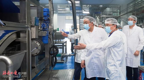 馮飛在瓊海市調(diào)研經(jīng)濟(jì)社會(huì)高質(zhì)量發(fā)展情況并看望慰問老黨員